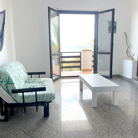 Holiday home Spacious Jacuzzi Retreat: Brancaleone Marina