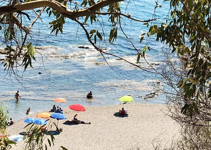 度假居 Spacious House With Jacuzzi In 布兰卡莱奥内码头