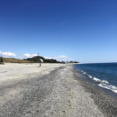 Feriehus Spacious House With Jacuzzi In *