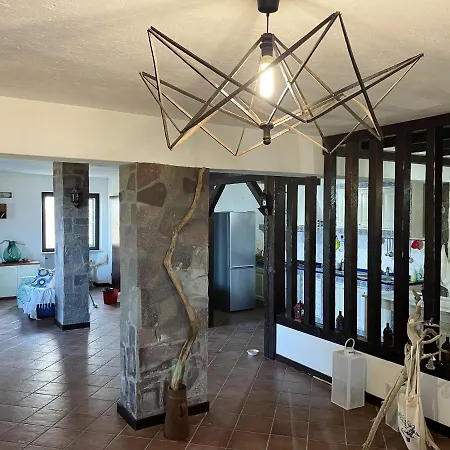 Spacious House With Jacuzzi In Feriehus