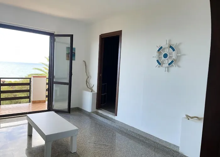 Casa de Férias Spacious House With Jacuzzi In